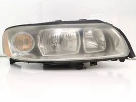 Volvo S60 Lampa przednia 30698826