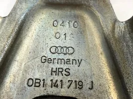 Audi A4 S4 B8 8K Išminamojo guolio svirtis/ šakutė 0B1141719J