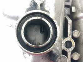 Volvo S60 Supporto di montaggio del filtro dell’olio 30677920