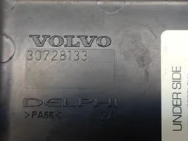 Volvo S60 Skrzynka bezpieczników / Komplet 30797010