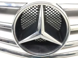 Mercedes-Benz B W245 Верхняя решётка A1698800783