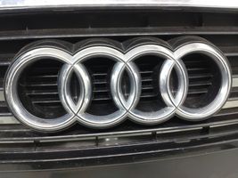 Audi A3 S3 A3 Sportback 8P Maskownica / Grill / Atrapa górna chłodnicy 8P0853651M