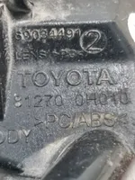 Toyota Aygo AB10 Lampa oświetlenia tylnej tablicy rejestracyjnej 812700H010