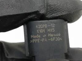 KIA Rio Датчик давления кондиционера воздуха 42CP812
