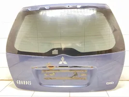 Mitsubishi Grandis Takaluukun/tavaratilan kansi 