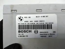 BMW 1 E81 E87 Pysäköintitutkan (PCD) ohjainlaite/moduuli 6982387
