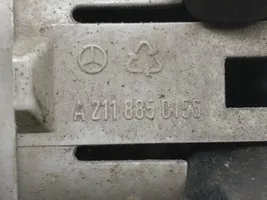 Mercedes-Benz E W211 Takapysäköintitutkan anturin pidike (PDC) A2118850156