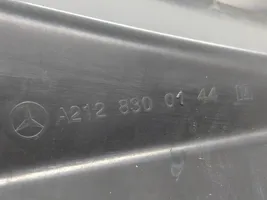 Mercedes-Benz E W212 Część rury dolotu powietrza A2128300144