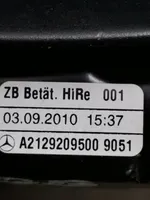 Mercedes-Benz E W212 Kita bagažinės apdailos detalė A2129230400