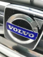 Volvo C30 Zderzak przedni 30657188