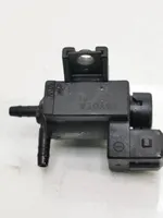 Toyota RAV 4 (XA30) Solenoidinis vožtuvas 258600R010