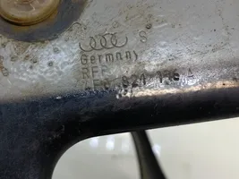 Audi A6 S6 C6 4F Halterung Kotflügel 4F0821136A