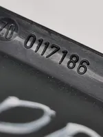 BMW X5 E70 Ramka przycisków otwierania szyby drzwi przednich 7137138