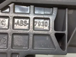 Toyota Aygo AB10 Poignée intérieure de porte arrière 7930