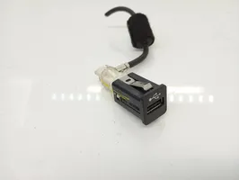 BMW X5 E70 USB-pistokeliitin 9237656