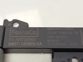 Ford Focus Amplificador de antena aérea 8M5T15K603KA