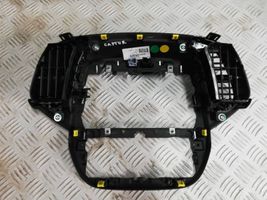 Renault Captur Verkleidung Armaturenbrett Cockpit Mitte 682602532R