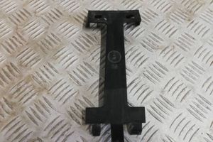 622567095R Renault Captur Front bumper mounting bracket, 11.12 € | RRR