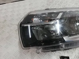 Dacia Sandero Lampa przednia 260607877R