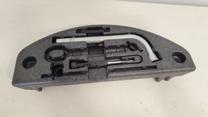 Audi A8 S8 D4 4H Tool set 4H0012110