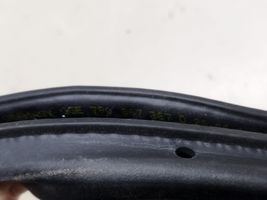 Porsche Cayenne (92A) Galinė sandarinimo guma (ant kėbulo) 7P0867367D
