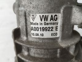 Volkswagen Touareg II Power steering pump 7P0423155B