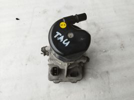 Volkswagen Touareg II Power steering pump 7P0423155B