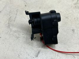 Porsche Cayenne (92A) Serratura del tappo del serbatoio del carburante 8K0862153F