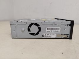 Volkswagen Touareg II Navigation unit CD/DVD player 7P6035664X