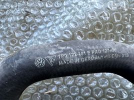 Volkswagen Touareg II Variklio aušinimo vamzdelis (-ai)/ žarna (-os) 7P0121070AB
