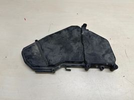 Volkswagen Touareg II Dangtelis saugiklių dėžės 7L0937576B