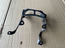 Volkswagen Touareg II Supporto di montaggio della pompa del servosterzo 7P0423380