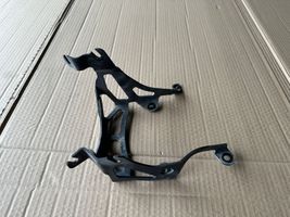 Volkswagen Touareg II Supporto di montaggio della pompa del servosterzo 7P0423380