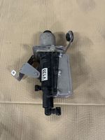 Volkswagen Touareg II Avattavan katon hydraulipumppu 7L0142060A