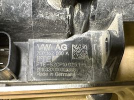 Volkswagen Touareg II Avattavan katon hydraulipumppu 7L0142060A