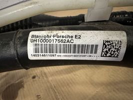 Porsche Cayenne (92A) Tubo e bocchettone per riempimento serbatoio del carburante 7P5201135