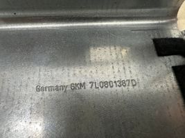 Volkswagen Touareg II Staffa di montaggio della batteria 7L0801387D