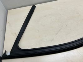 Porsche Cayenne (92A) Rivestimento modanatura del vetro della portiera anteriore 7P0837432H