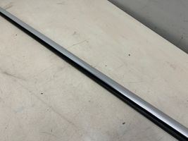 Porsche Cayenne (92A) Rivestimento modanatura del vetro della portiera anteriore 7P0837476G