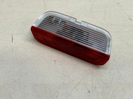 Porsche Cayenne (92A) Luce interna per portiera anteriore 1K0947411C