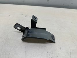 Porsche Cayenne (92A) Supporto di montaggio del parafango 7P5805603A