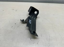 Porsche Cayenne (92A) Supporto di montaggio del parafango 7P5805603A