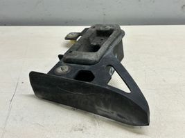 Porsche Cayenne (92A) Base della presa Jacking 7P5802830A