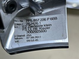 Porsche Cayenne (92A) Kojelaudan hansikaslokeron lista 7P5867420