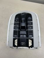 Porsche Cayenne (92A) Etuistuimen valo 7PP959728F