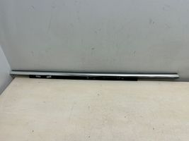 Audi A8 S8 D4 4H Moulures des vitres de la porte arrière 4H0853763D