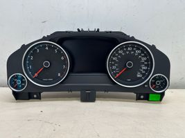 Volkswagen Touareg II Compteur de vitesse tableau de bord 7P6920982