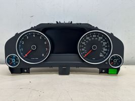 Volkswagen Touareg II Compteur de vitesse tableau de bord 7P6920982