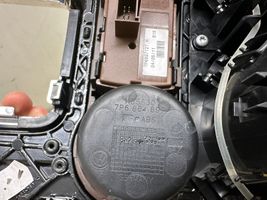 Volkswagen Touareg II Ātrumu pārslēgšanas sviras dekoratīvā apdare (plastmasas) 7P1863216A