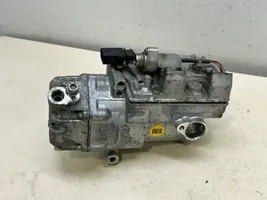 Volkswagen Touareg II Klimakompressor Pumpe 7P0820803H